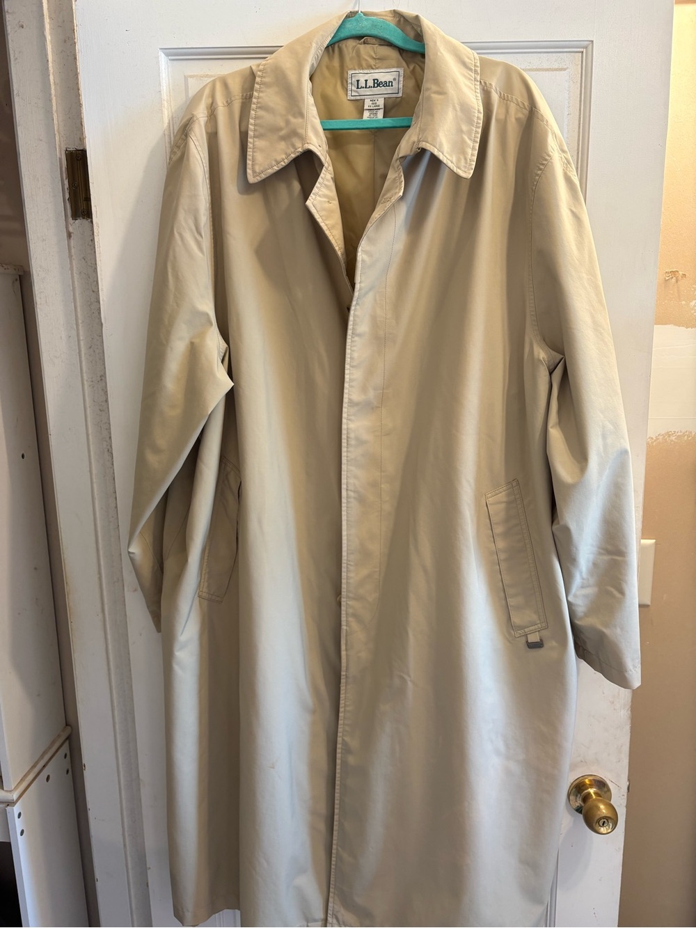 L.L. Bean Light Beige Men's Trench Coat